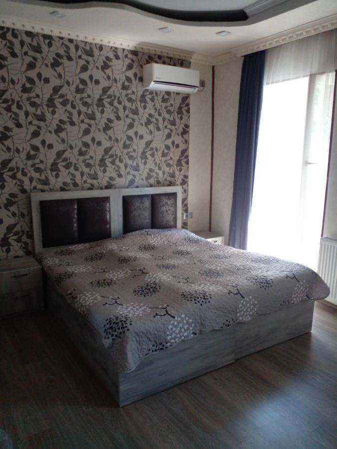 Guest House Uta Tbilisi Exterior photo
