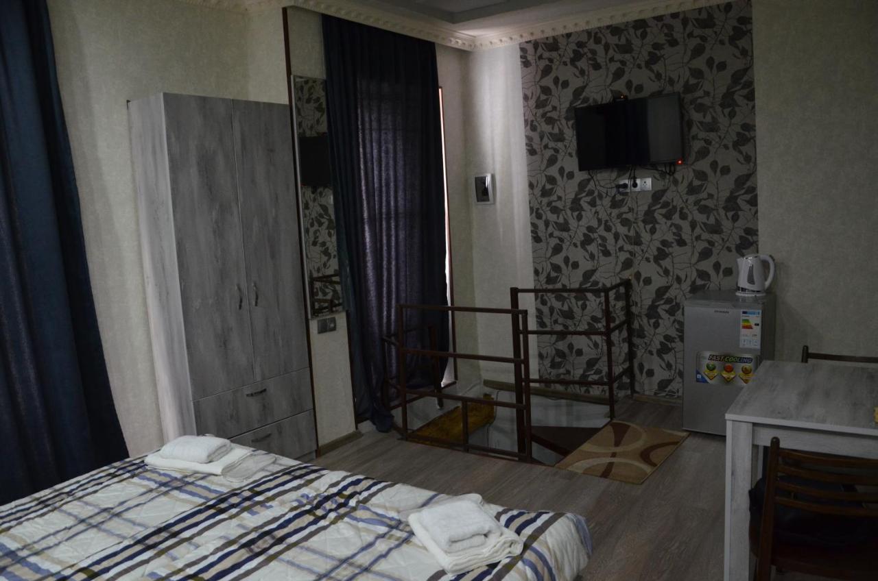 Guest House Uta Tbilisi Exterior photo